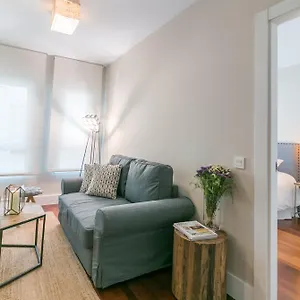 https://livemalaga-boutique-apartments.es-andalucia.com