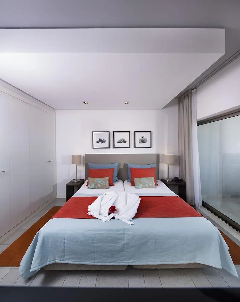 Pelican Alvor 4*,